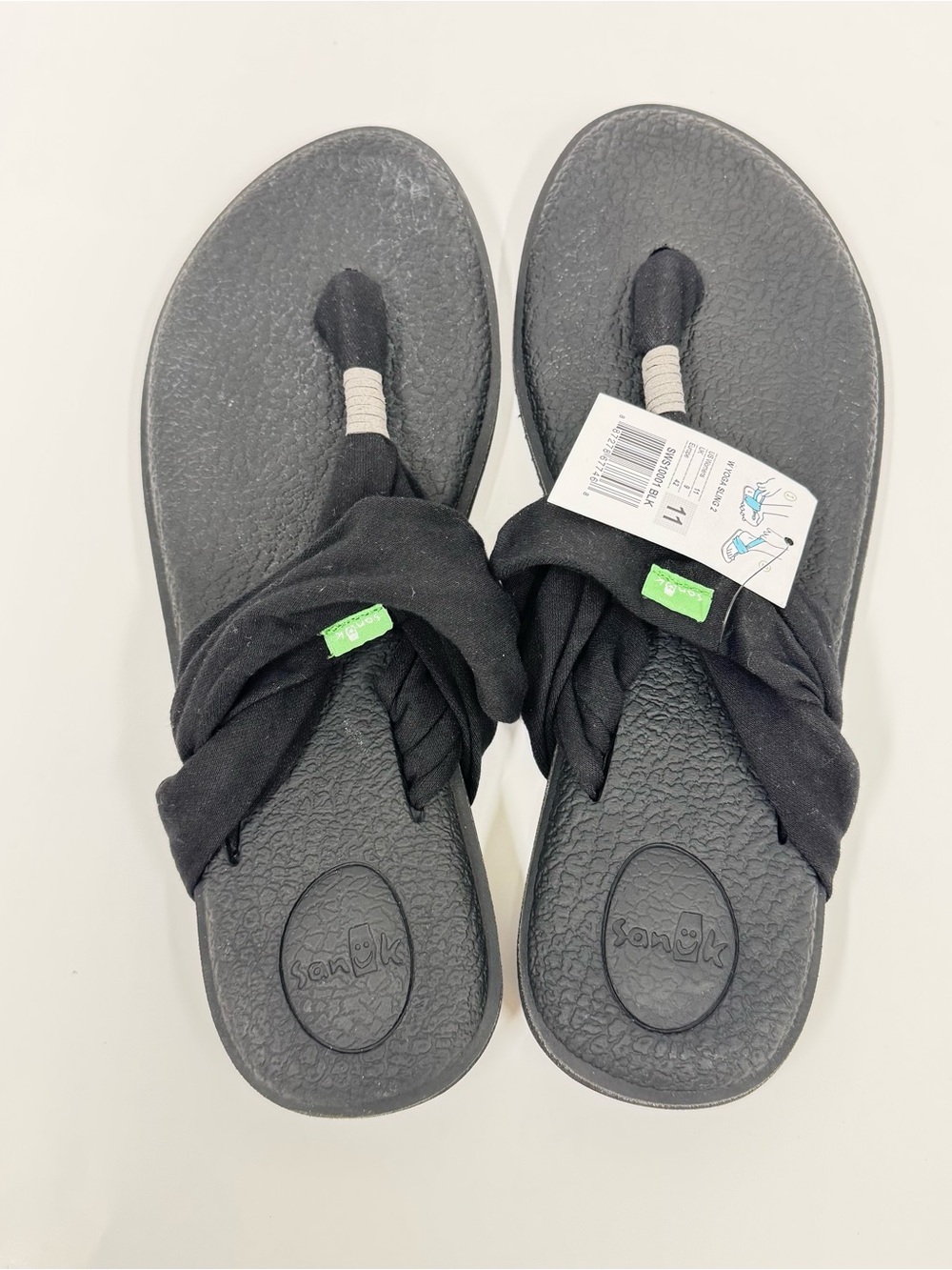Sanuk Yoga Sling 2 Sandals, Black, size 11 - New with defect